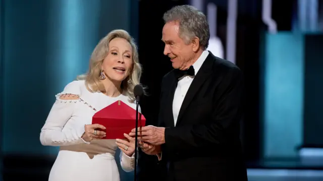 Faye Dunaway and Warren Beatty