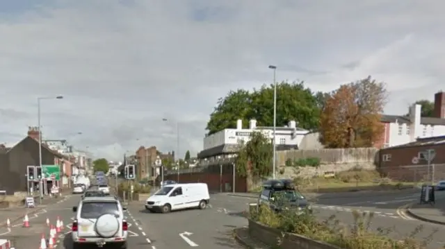 A34 London Road at junction with Victoria Street