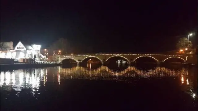 Henley bridge