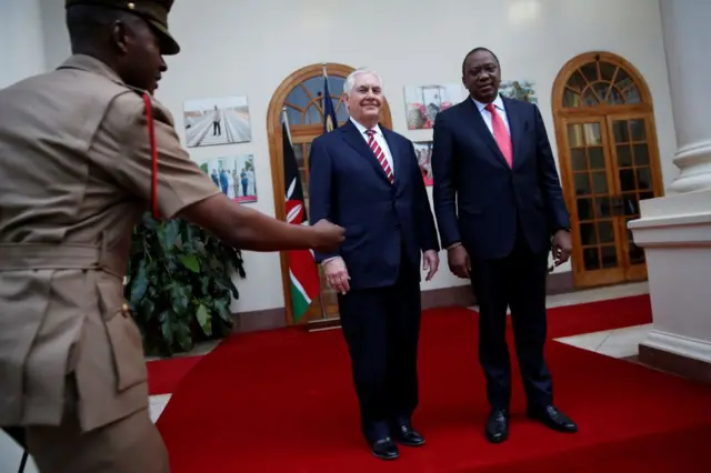 US Secretary of State Rex Tillerson (centre) and Kenyan President Uhuru Kenyatta (right) in Nairobi