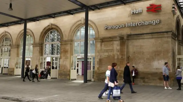 Hull Paragon station