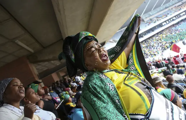 Crowd at Orlando Stadium