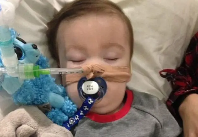 Alfie Evans in hospital