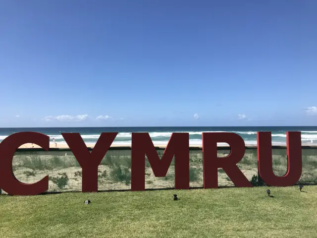 Cymru sign