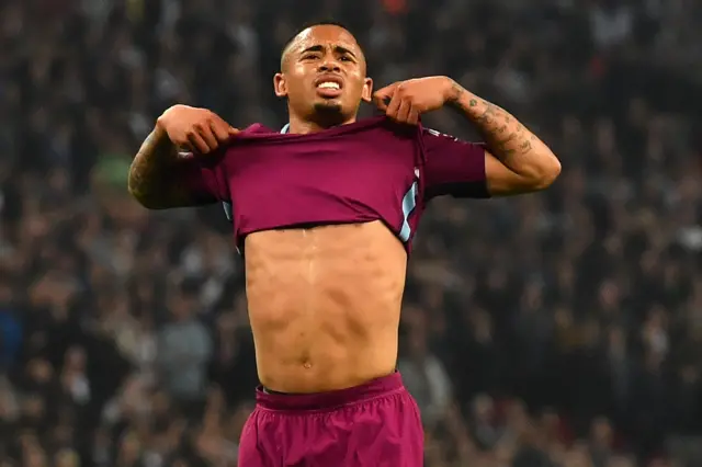 Gabriel Jesus reacts