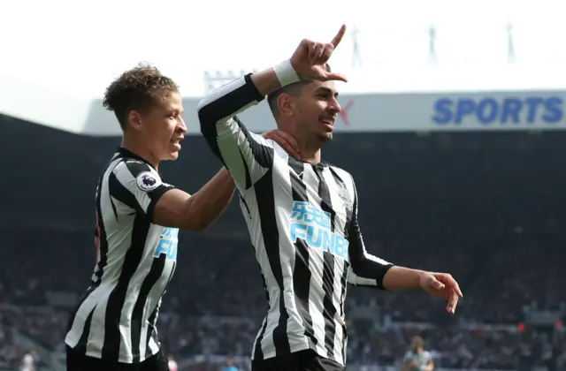 Dwight Gayle and Ayoze Perez