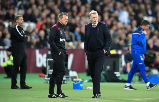 David Moyes (right) and assistant manager Stuart Pearce