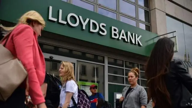 A Lloyds bank