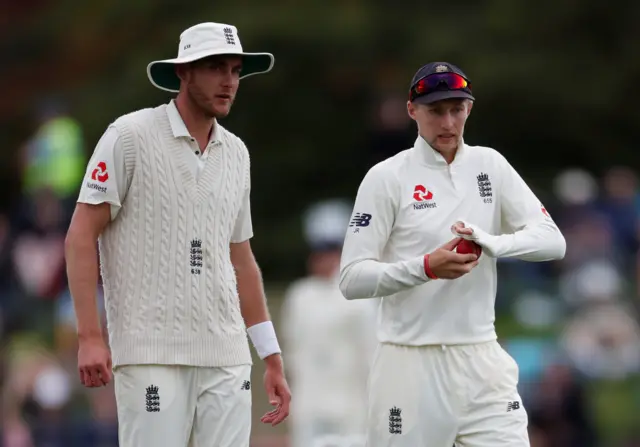 Stuart Broad and Joe Root