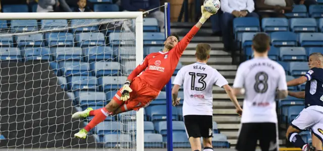 Marcus Bettinelli