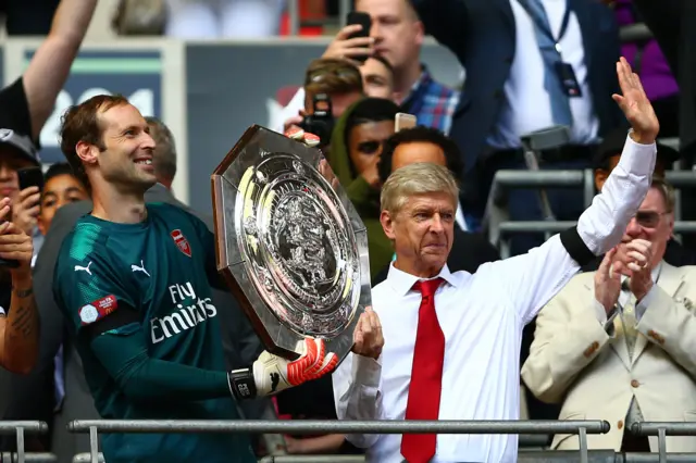 Arsene Wenger and Petr Cech with the Community Shield