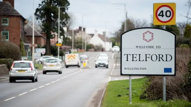 Welcome to Telford sign