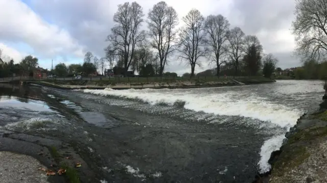 Weir, Shrewsbury