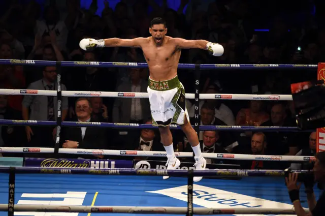 Amir Khan