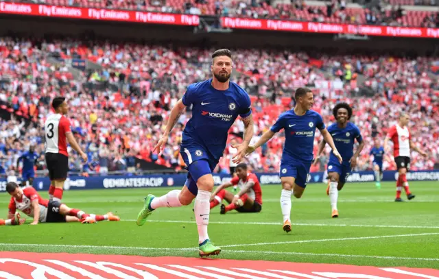 Olivier Giroud scores for Chelsea