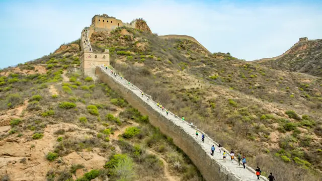 Great wall runners