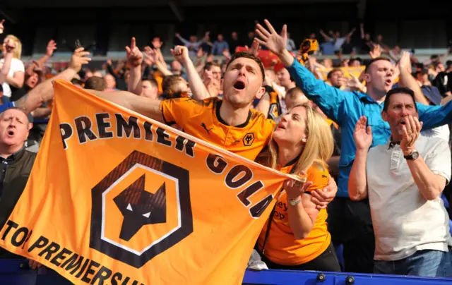 Wolves fans