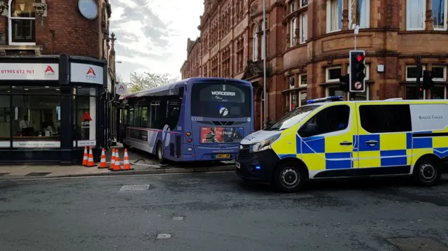 Bus crash in Worcester