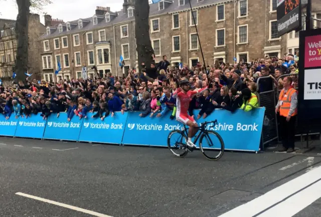 Stage Two ends in 2017 Tour de Yorkshire