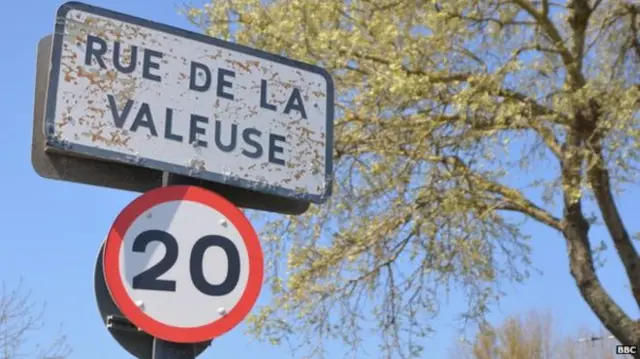 road sign Jersey