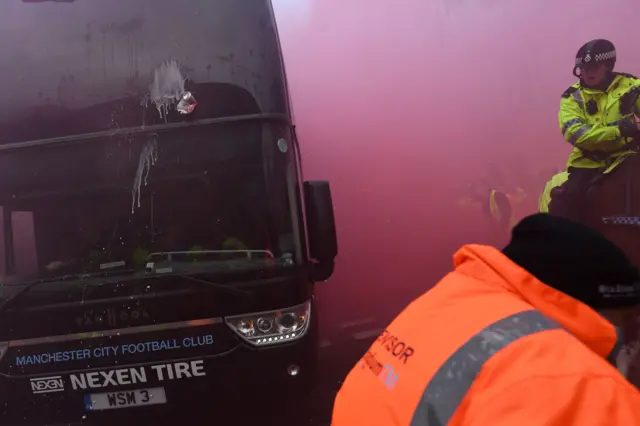 Liverpool bus