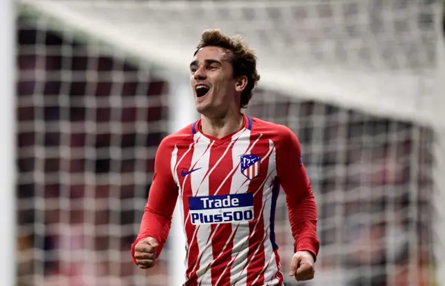 Antoine Griezmann celebrates