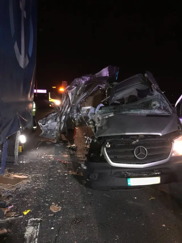 M6 crash