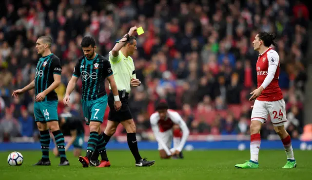 Hector Bellerin Yellow Card