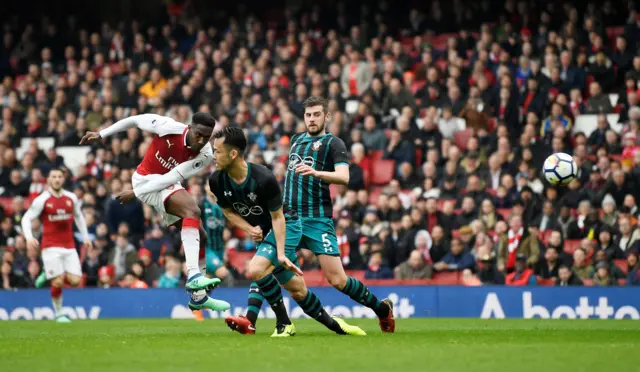 Welbeck goal