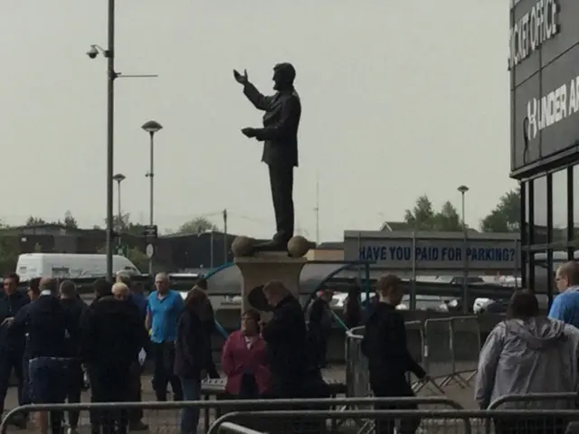 Jimmy Hill statue