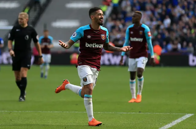 Lanzini scores for West Ham