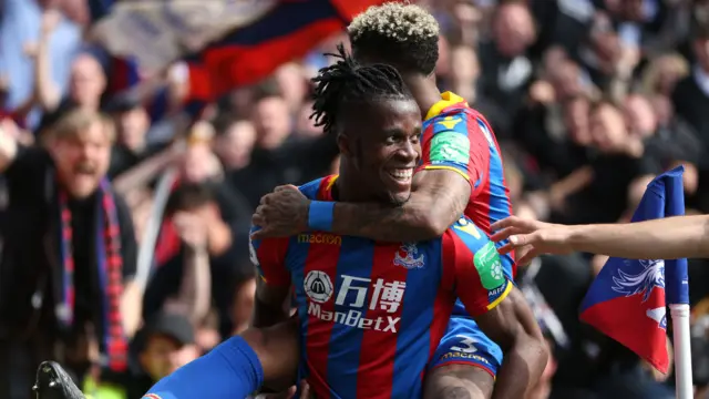 Zaha scores for Crystal Palace