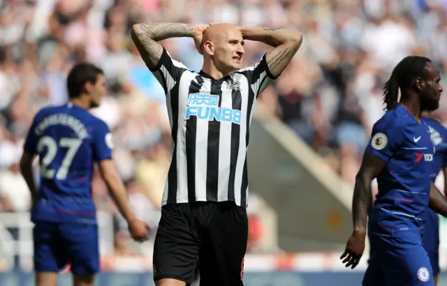 Jonjo Shelvety