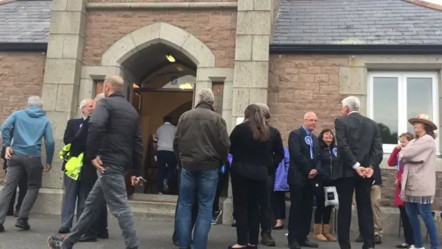 Voters in St Ouen