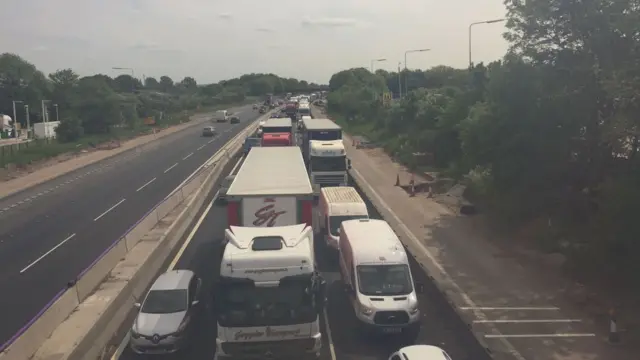 Traffic queuing on northbound side