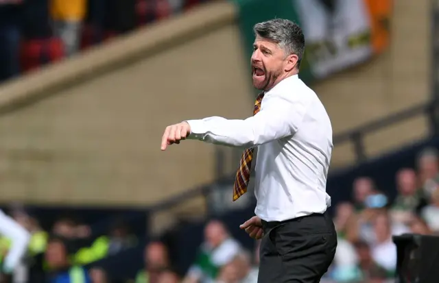 Motherwell manager Stephen Robinson