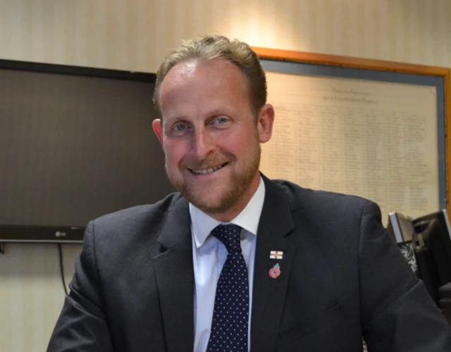 Paul Whitfield