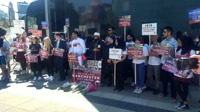 Group of Muslims in call for unity