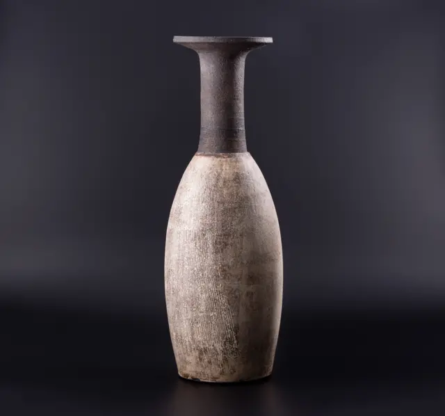 Hans Coper vase