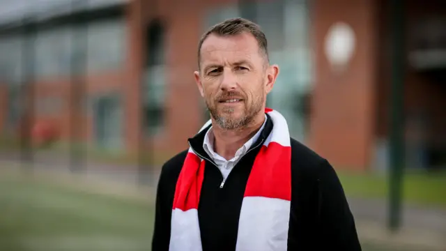 Gary Rowett in Stoke City scarf