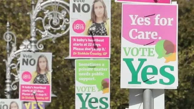 Referendum signs