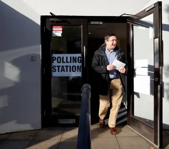 Voter in Hampshire