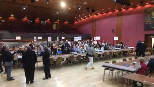 Votes being counted in Nuneaton