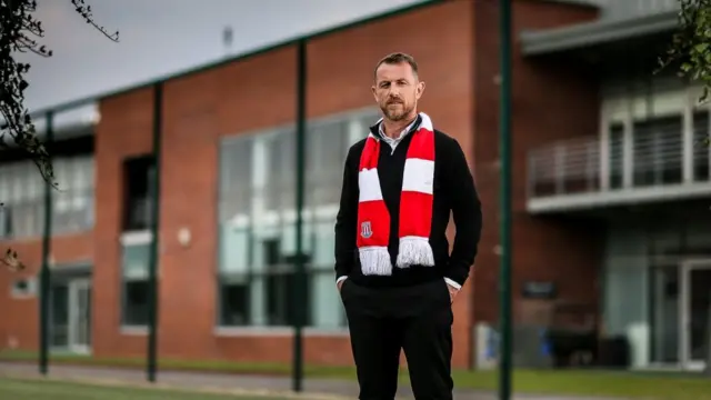 Gary Rowett in Stoke City scarf