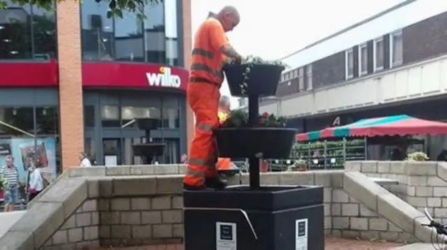 beeston flower box