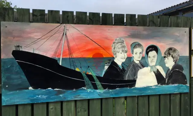 Mural of Hull's fishing heritage