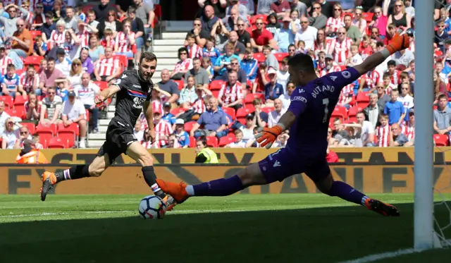 James McArthur scores