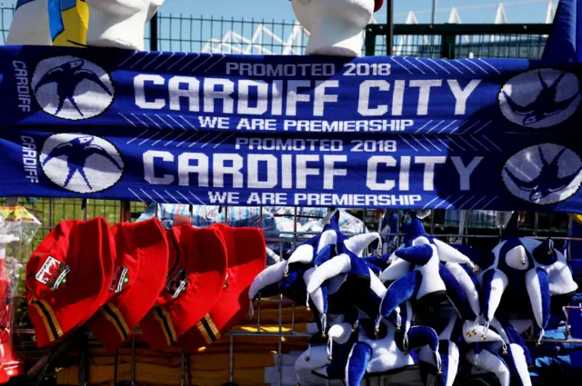 Cardiff scarves