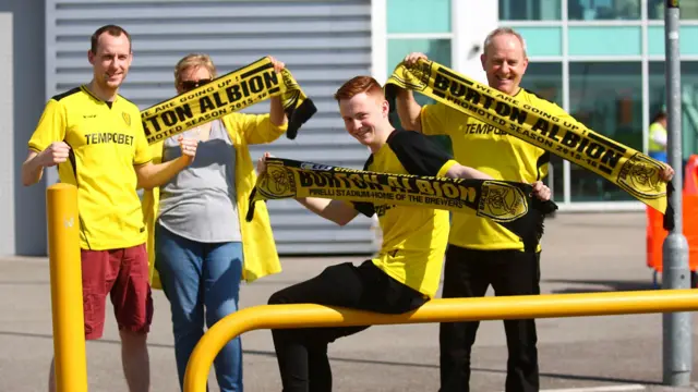 Burton Albion fans