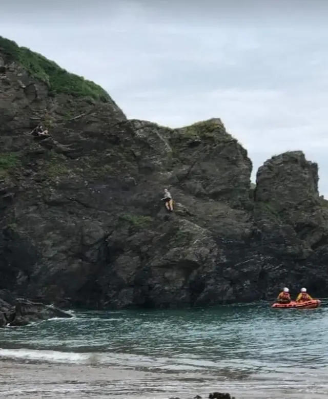 Hemmick beach rescue